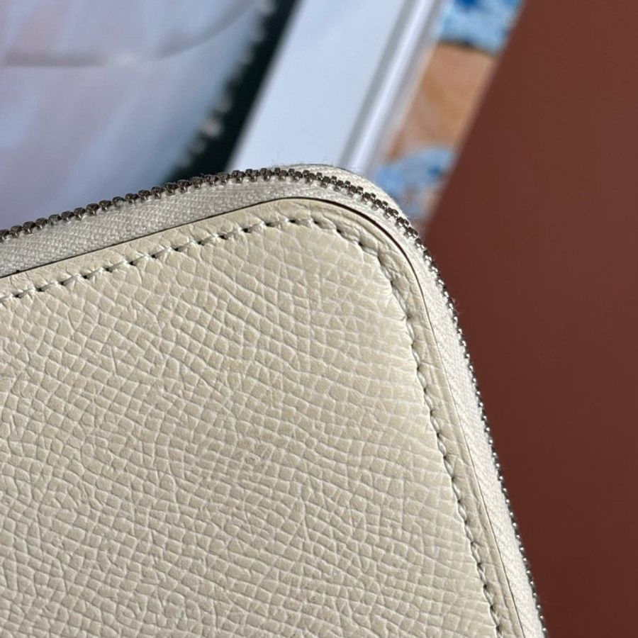 ::HERMES:: Z刻 絲巾短夾 奶昔白色內裡甜點圖樣拉鍊短夾-18