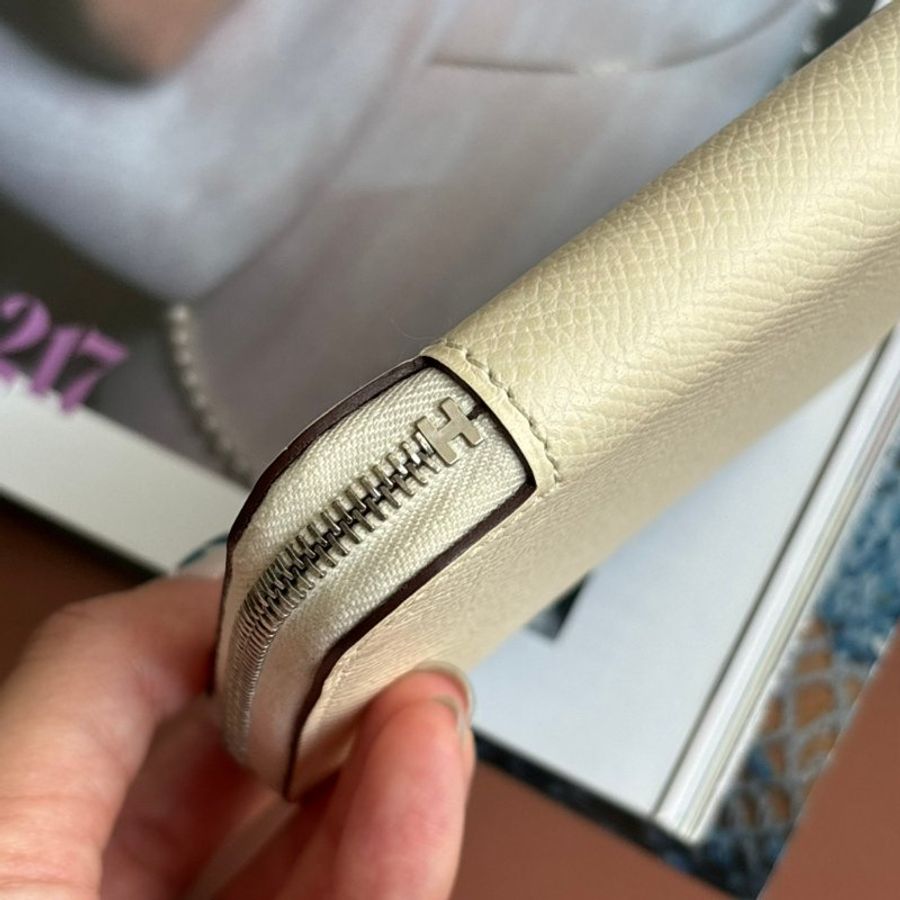 ::HERMES:: Z刻 絲巾短夾 奶昔白色內裡甜點圖樣拉鍊短夾-27
