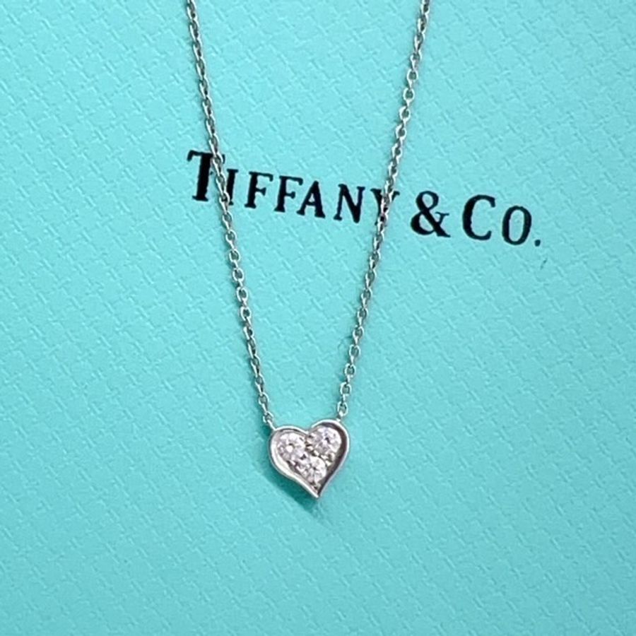 Tiffany heart系列 鉑金心形鑲鑽項鍊 鑲嵌3顆鑽石 重約0.17克拉-3
