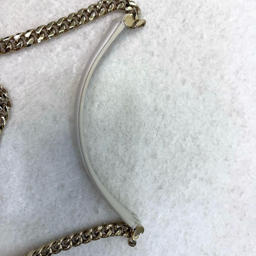 BVLGARI白色絎縫小牛皮Serpenti Cabochon蛇頭側背包287993-28