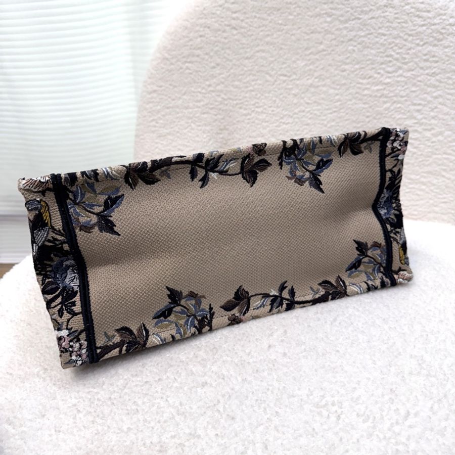 DIOR花卉喜鶴刺繡帆布中號BOOK TOTE-8