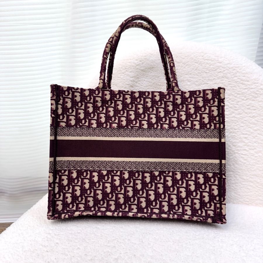 DIOR酒紅緹花中號BOOK TOTE-5