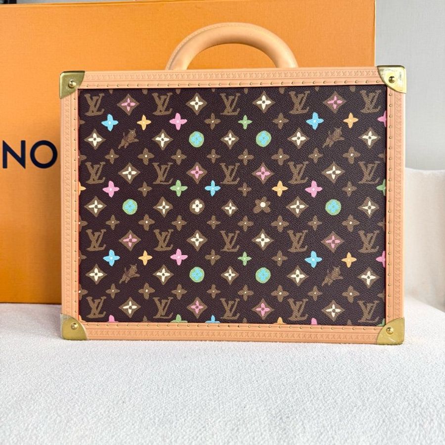 LV TylerCotteville40限量硬箱 40*32*14 99新配件盒子 塵袋 皮牌 鑰匙*2 購證-3