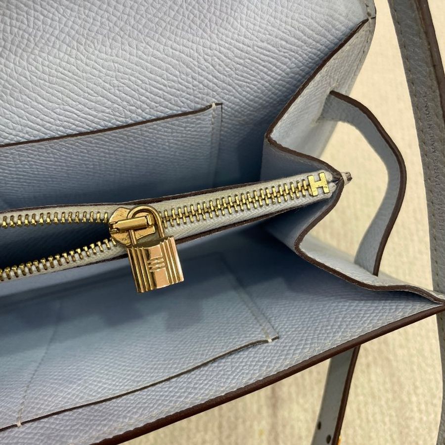 Hermès Kelly To Go Epsom Wallet Blue Gold Hardware-8