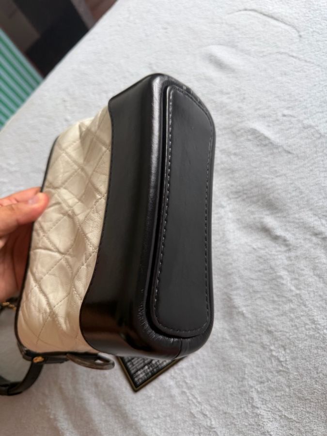 Chanel 流浪包黑白熊貓色(小號)-4