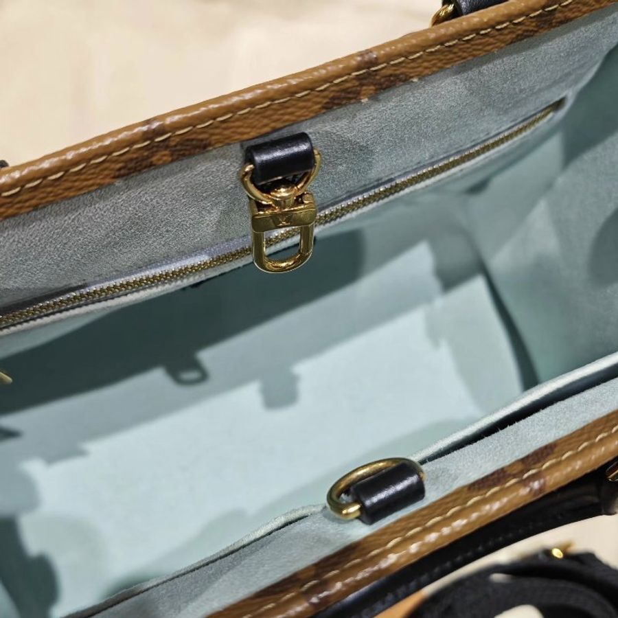 LV 小雞圖案 Onthego 30×23×10cm 99新配件塵袋、盒子-7