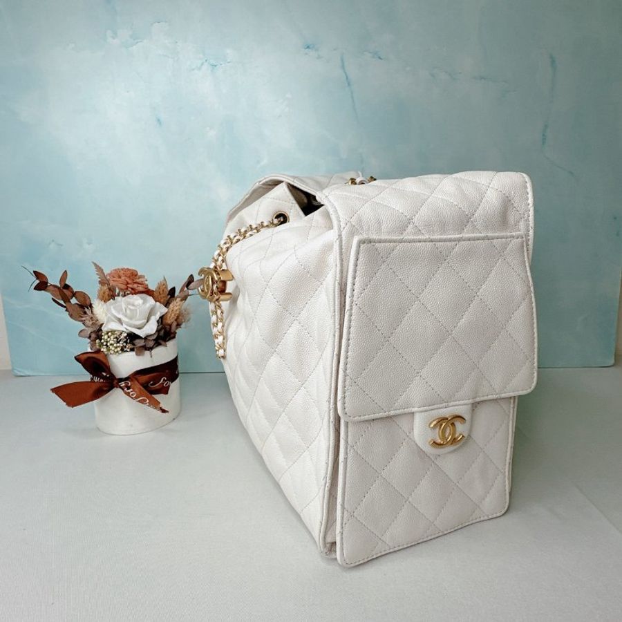 CHANEL 白色中號Hobo25包-2