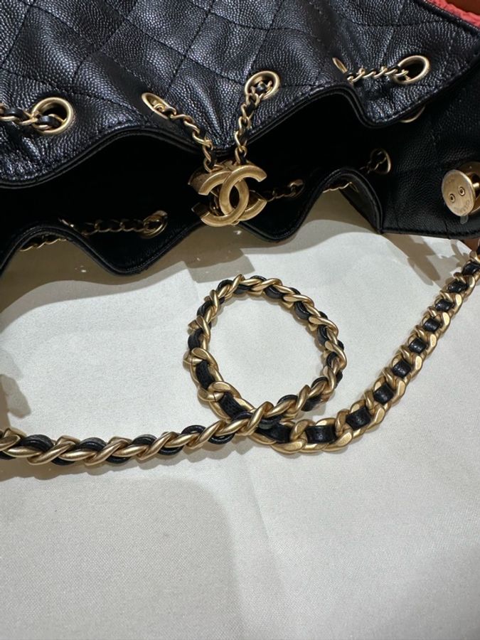 #詢問度超高#熱銷款#專櫃缺貨#閒置新現貨釋出#Chanel 25 Bag Mini-13