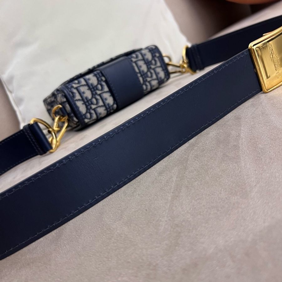 Dior/迪奧 蒙田老花mini box 小盒子單肩斜挎包 尺寸:17*12*5cm-20