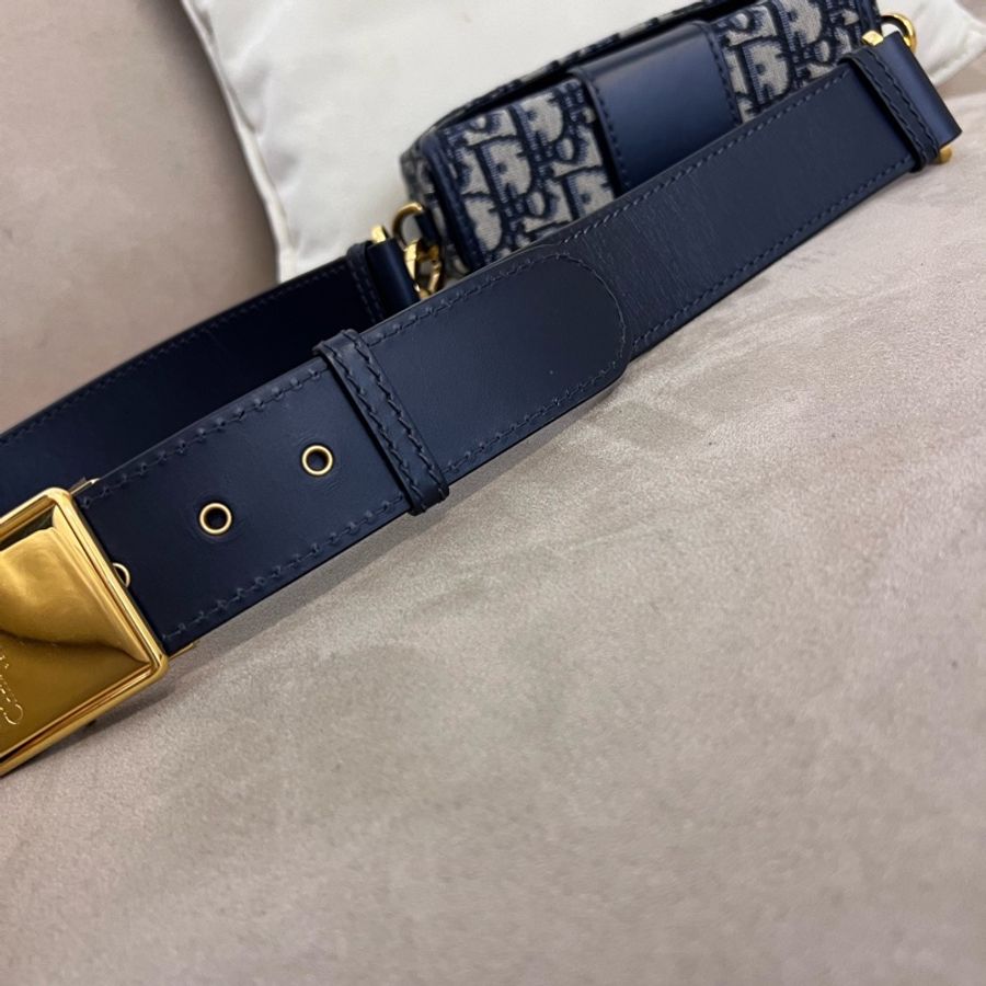 Dior/迪奧 蒙田老花mini box 小盒子單肩斜挎包 尺寸:17*12*5cm-23