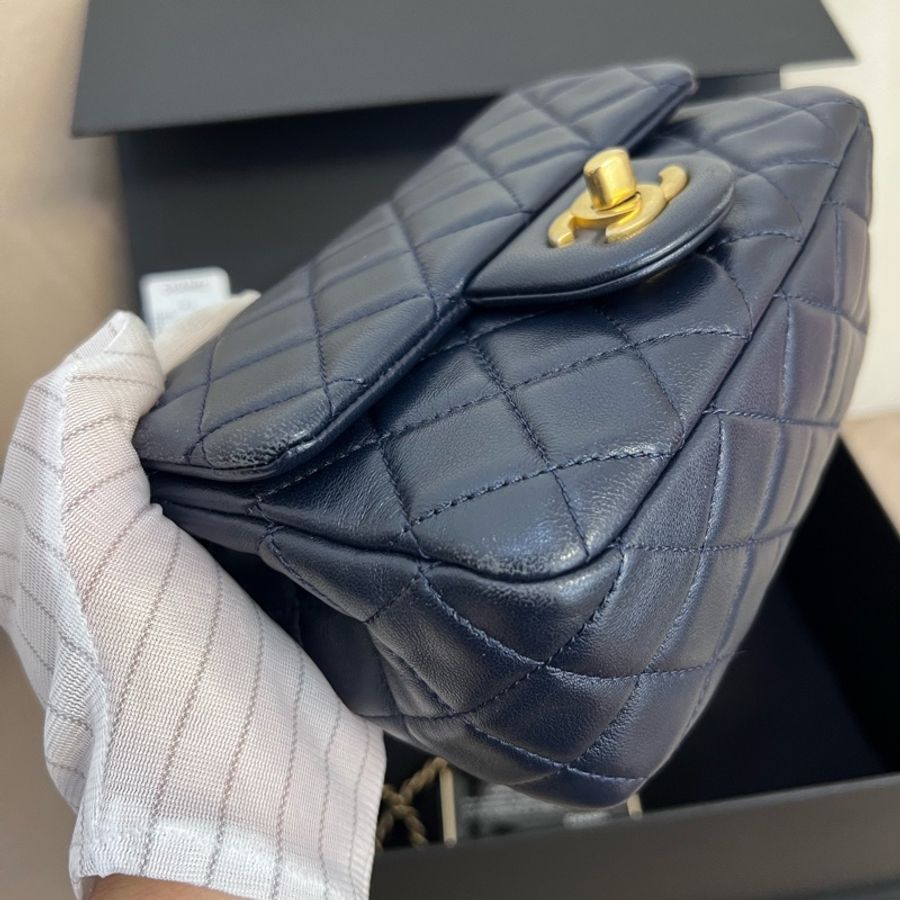 CHANEL香奈兒 經典小金球菱格皮穿鏈方胖子金扣 小羊皮 鏈條包單肩斜挎包 藏藍色 29開有卡-12