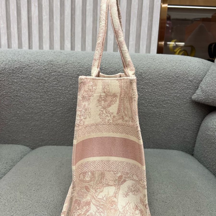 Dior Book Tote 中號 粉紅色 動物叢林刺繡 布面-1