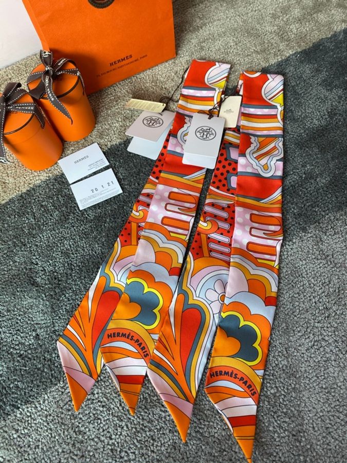全新Hermes Twilly橘色絲巾一對-2