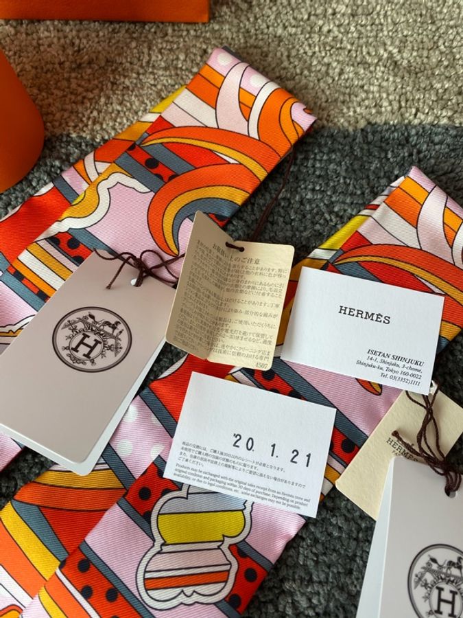 全新Hermes Twilly橘色絲巾一對-5