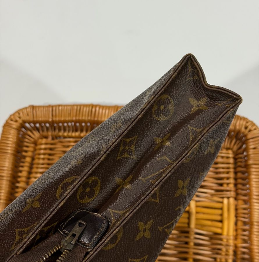 #超便宜💰#可斜背、肩背 Louis Vuitton • 經典老花洗漱包26-5