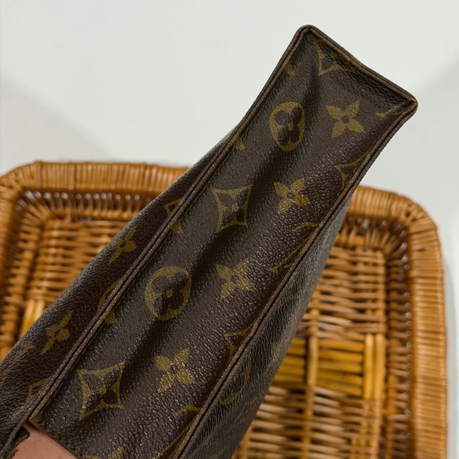 #超便宜💰#可斜背、肩背 Louis Vuitton • 經典老花洗漱包26-6