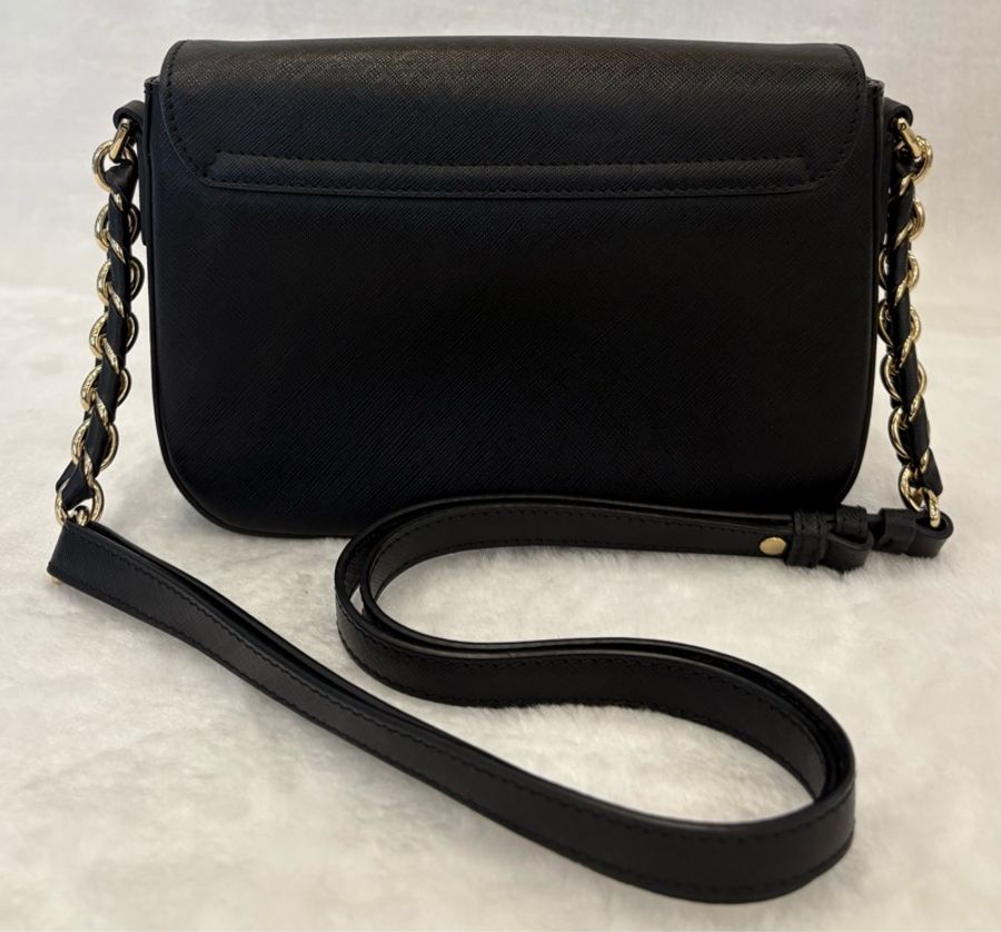 Salvatore Ferragamo GanciniSaffiano WOC/斜背包-1