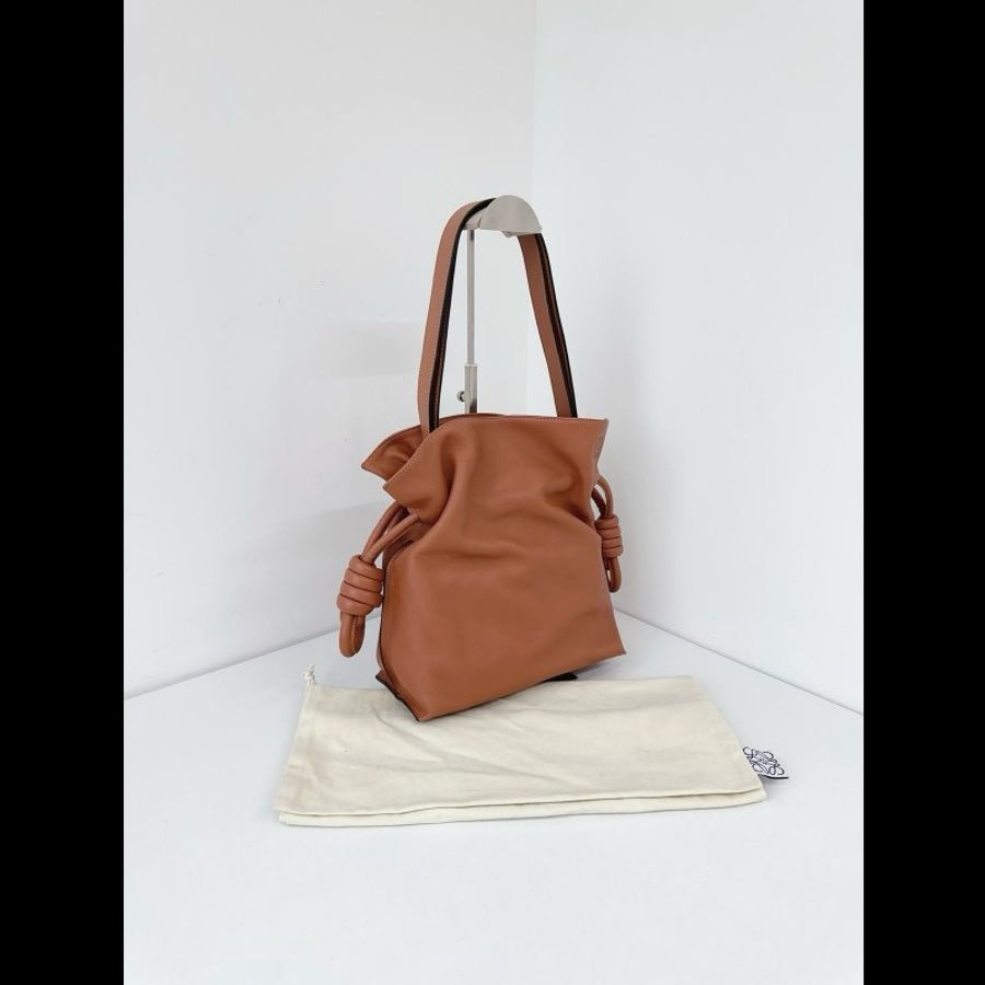 Loewe Flamenco Knot
金棕色Hobo福袋包-2
