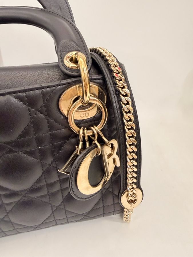 Dior mini lady Dior 黑羊皮3*3-4