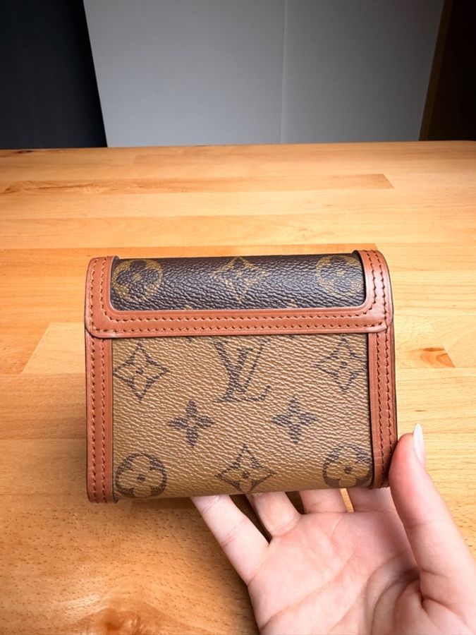 Louis Vuitton LV Dauphine Compact Wallet Reverse Monogram 三折短夾|老花拼色-1