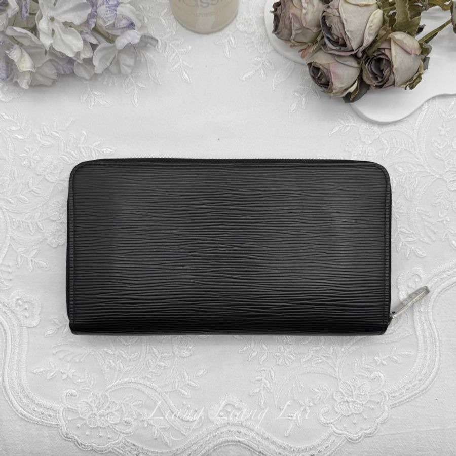LOUIS VUITTON LV Epi 水波紋拉鍊手拿黑色長夾-1