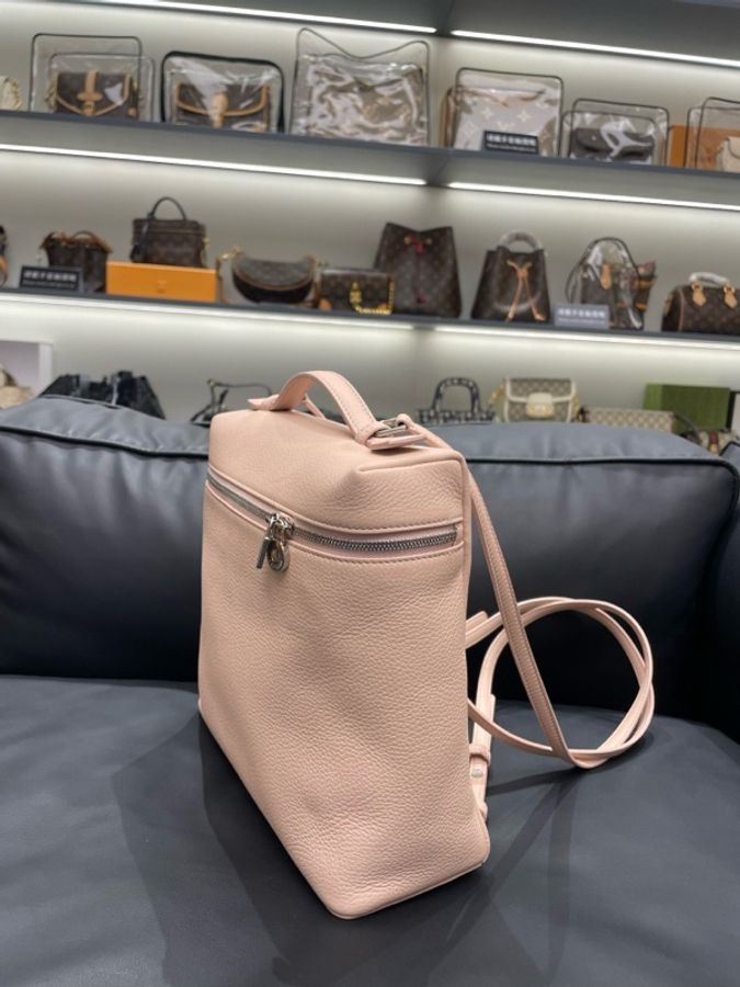 Loro Piana ExtraPocket L24.5銀扣 小牛皮 肉粉色雙肩豆腐包-1