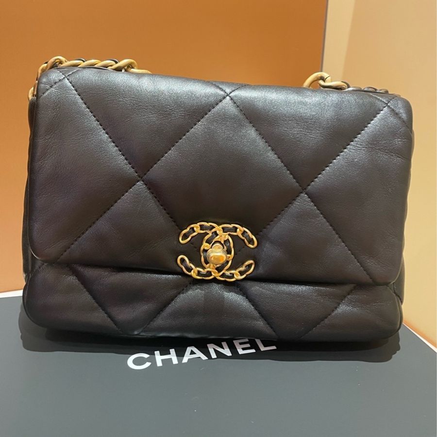 香奈兒 Chanel 口蓋包 AS1160-B04852羊皮 26×9×16  黑包-0