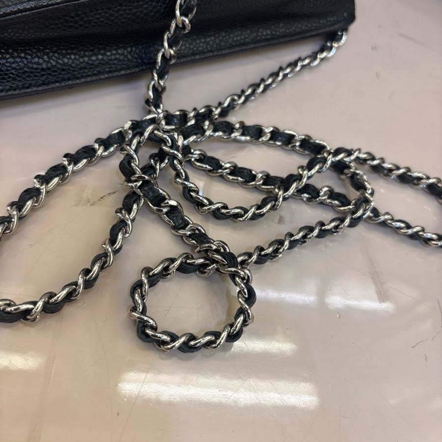 CHANEL黑銀荔枝牛皮WOC-10