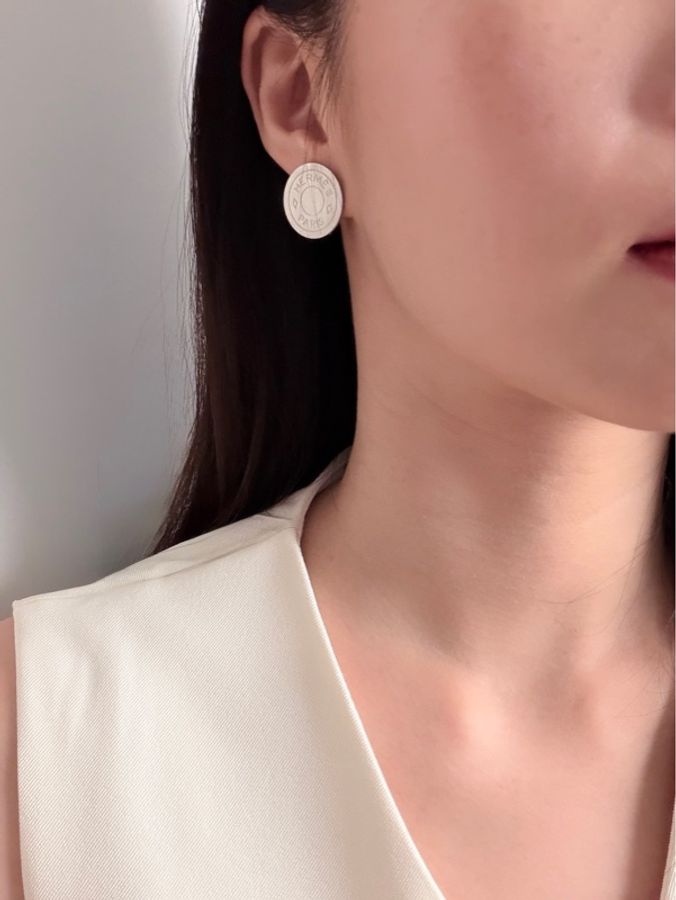 Hermès Clou de Selle 馬鞍釘圖騰純銀色耳夾 耳環-1