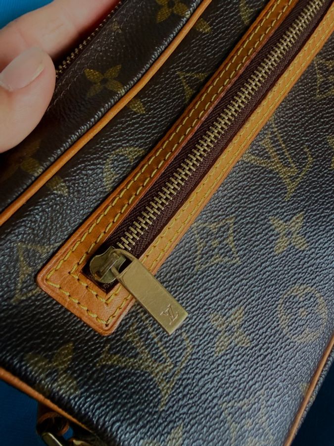 Louis Vuitton 老花肩背相機包 附副廠斜背帶-12