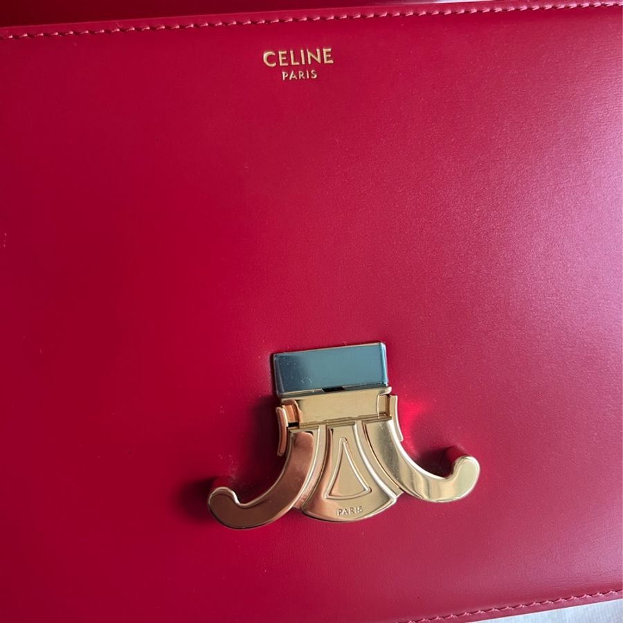 CELINE TRIOMPHE小牛皮飾邊釦式肩背包紅色-34