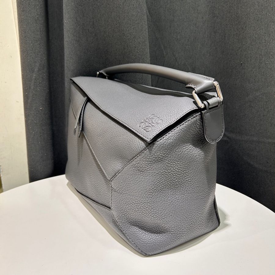 Loewe罗意威单肩包,puzzle超大号,尺寸36.5*23*19,灰色牛皮,-3