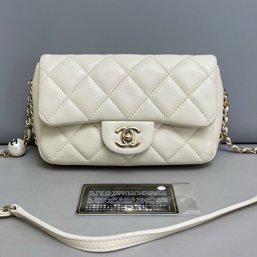 Chanel香奈兒 cf大迷你白色全皮珍珠鏈條包 尺寸18×11×5-0