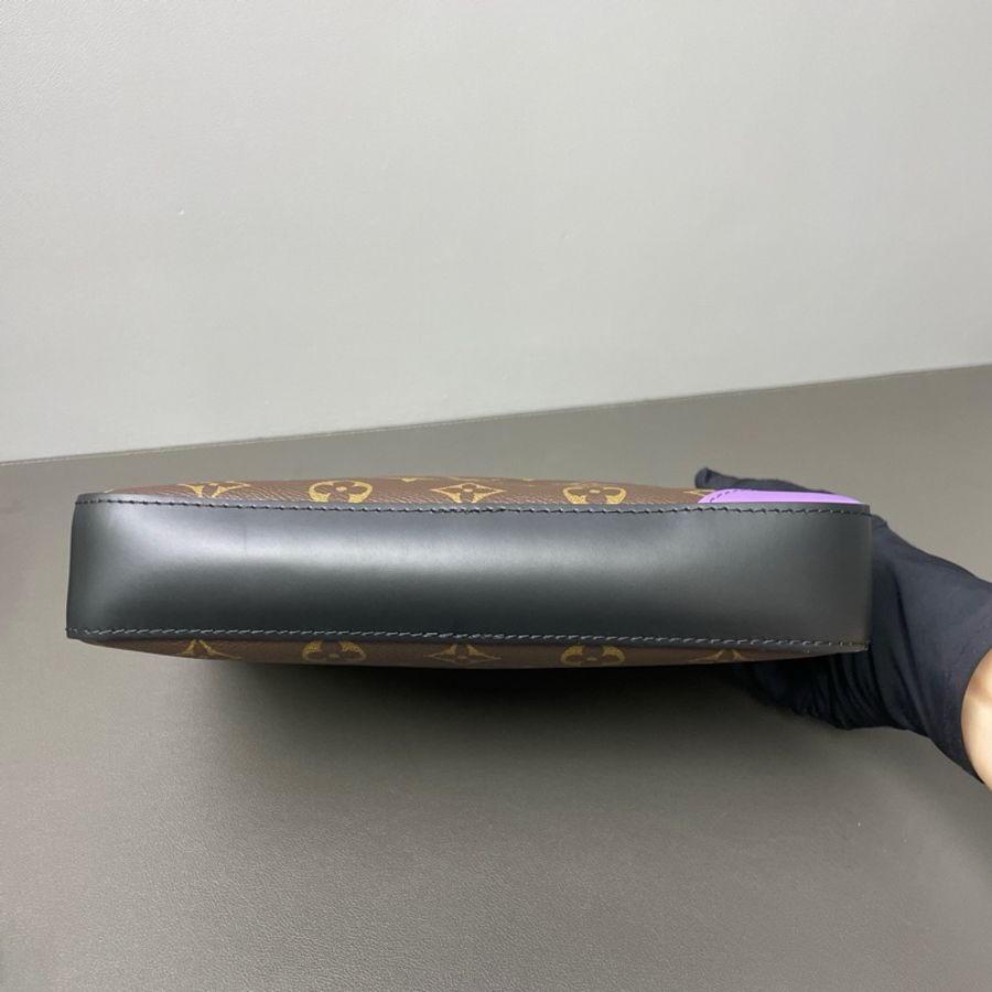 LV/路易威登 晶片款 TrioMessenger 系列 潮酷郵差包-5