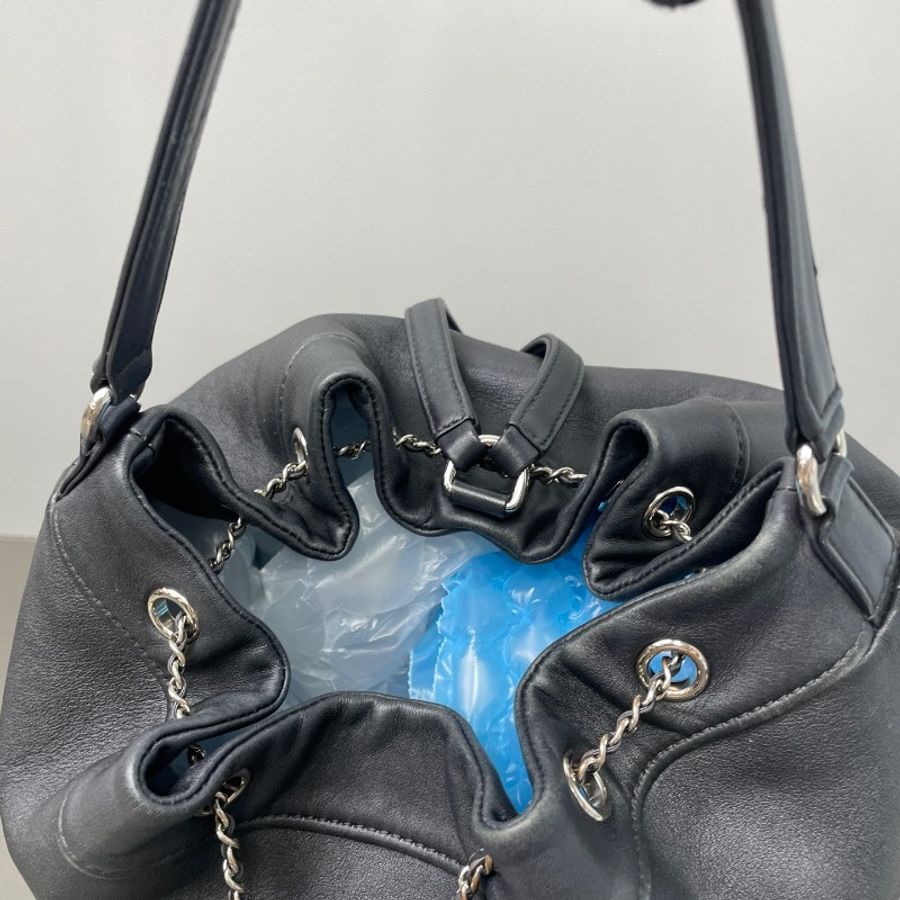 98♥️Chanel 23開黑銀Duma雙口袋後背包-17