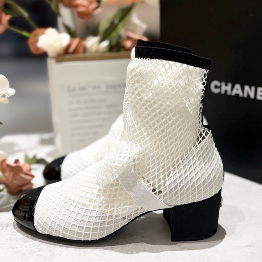 Chanel 香奈兒 23S 瑪麗珍網襪黑白蕾絲蝴蝶結高跟鞋 尺碼:37碼-2