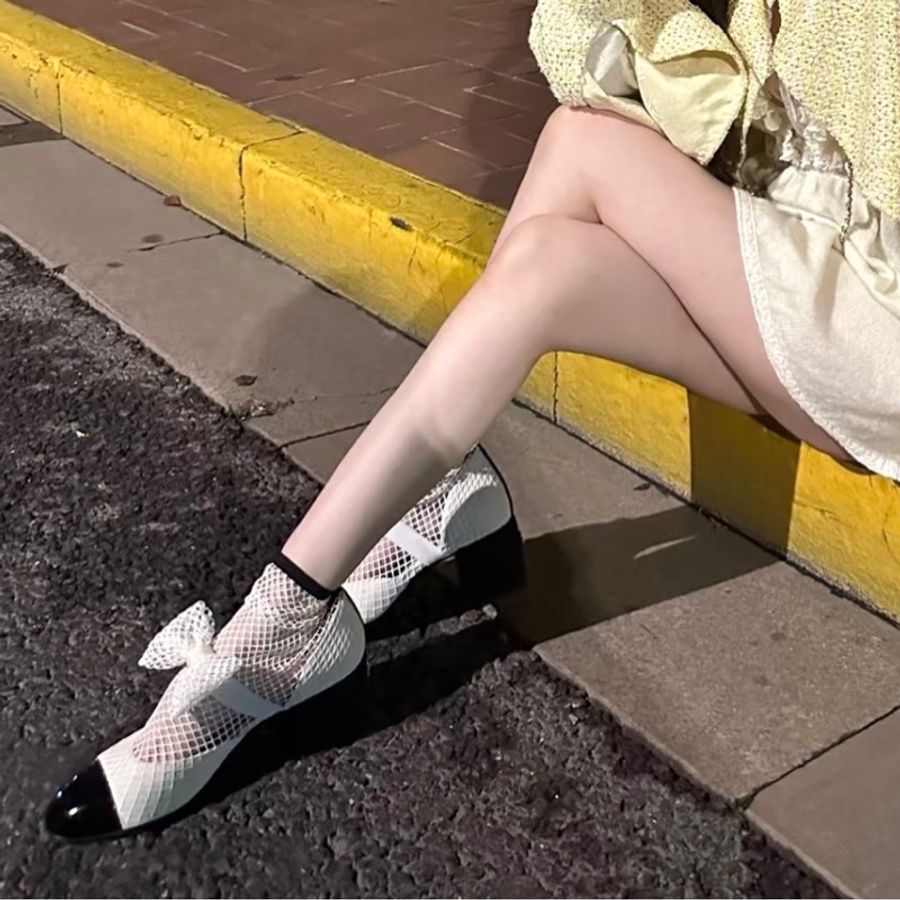 Chanel 香奈兒 23S 瑪麗珍網襪黑白蕾絲蝴蝶結高跟鞋 尺碼:37碼-7