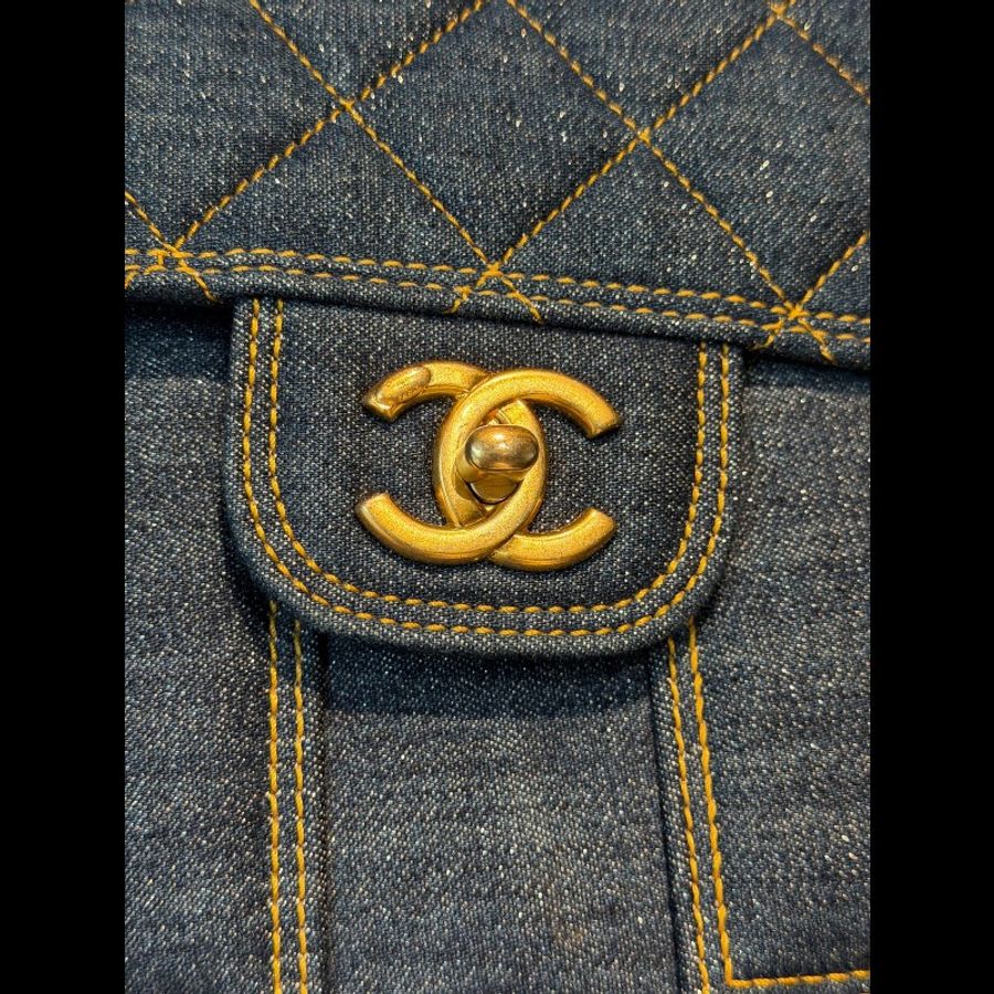 99♥️Chanel 皮穿鏈牛仔郵差後背包 芯片款-15