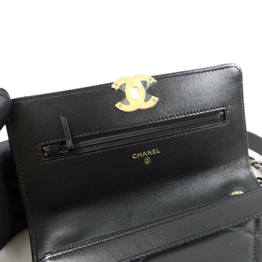 CHANEL 羊皮皮革C19 Wallet On Chain手挽肩背兩用袋-8