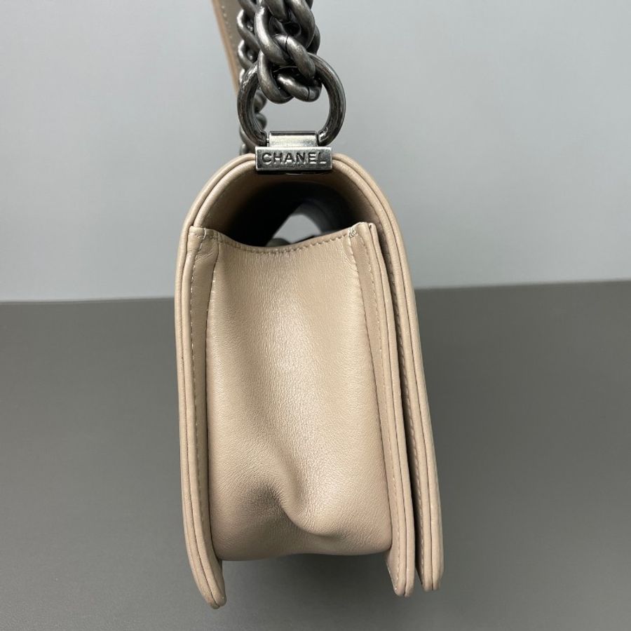 Chanel 中號V紋牛皮Leboy鏈條包 25cm-3