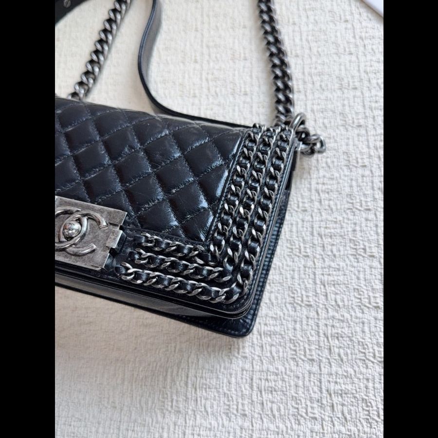 Chanel黑銀leboy小號油蠟牛皮 限量款皮串鏈設計-6