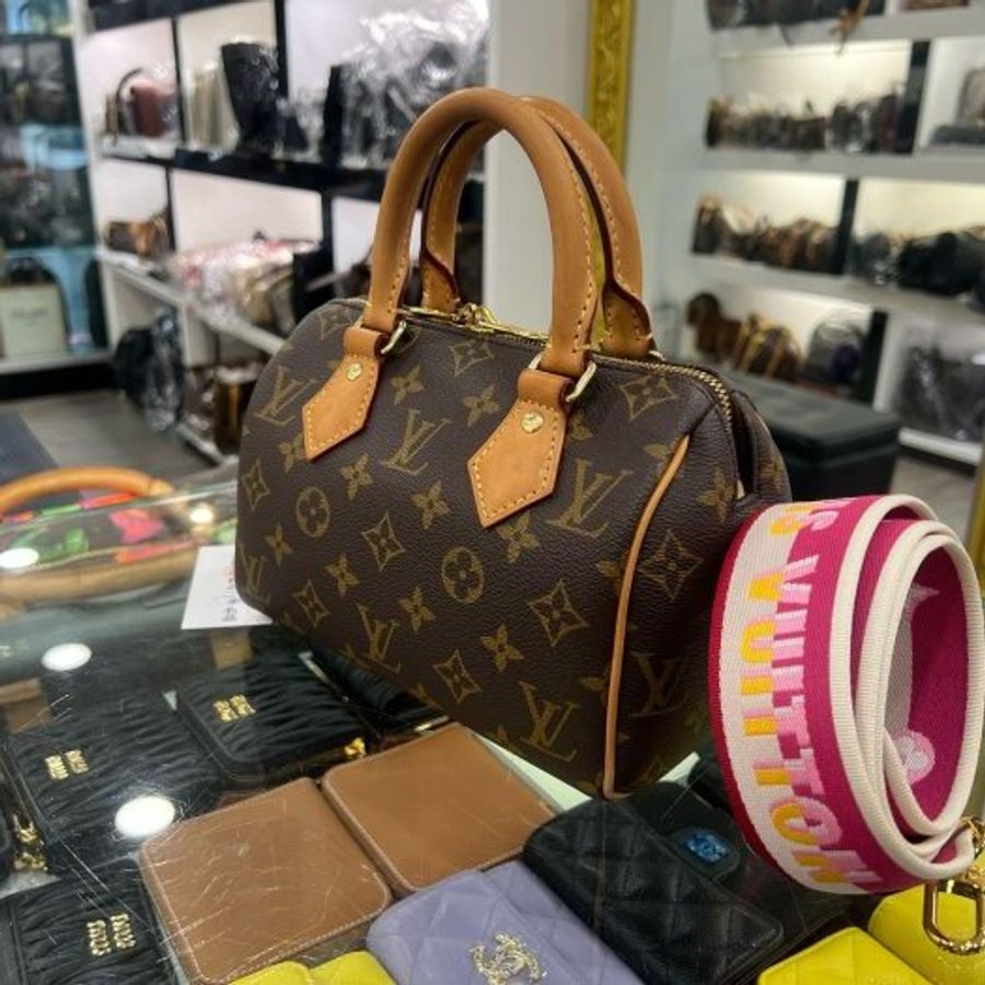 東區正精品㊣LV M45948 SPEEDY 20CM 原花字紋迷你桃紅拚白色手提肩背背帶兩用波士頓包 RZ6596-11