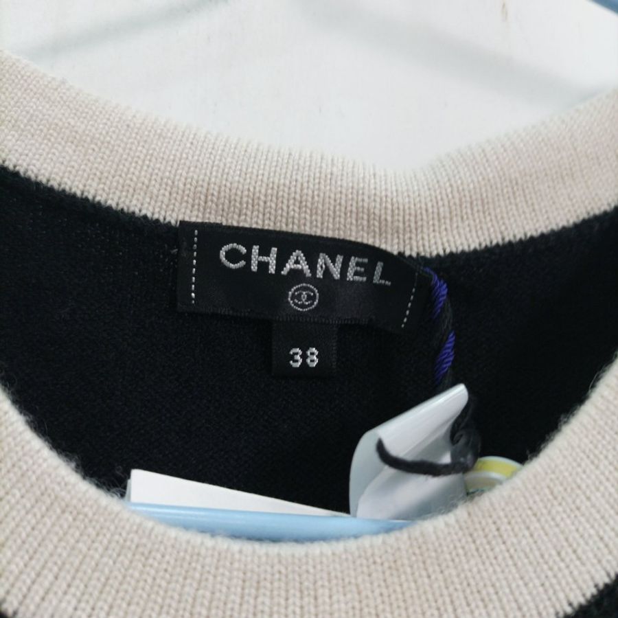 Chanel 18年黑白滚边山羊绒针织背心马甲上衣-1