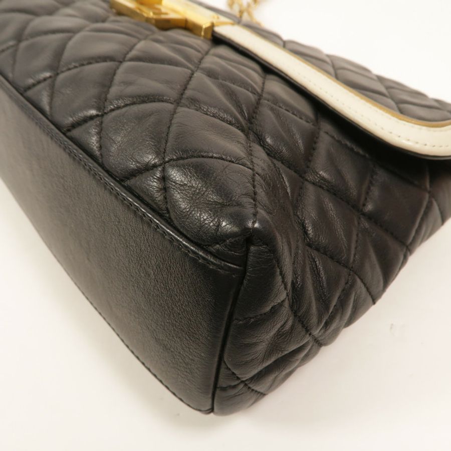 CHANEL 牛皮皮革2.55 East West Mademoiselle鏈帶肩背袋-9