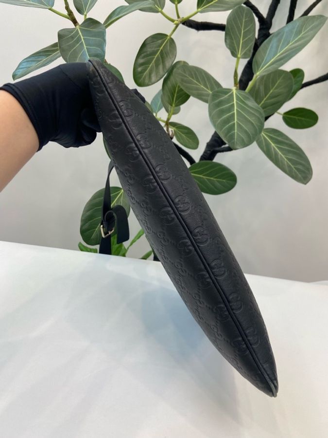 Gucci古馳 壓紋斜挎包黑色牛皮-6