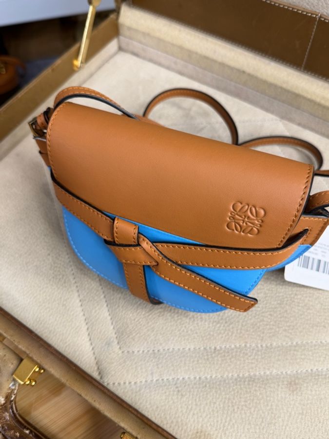 上架中🔑Loewe Mini Gate 水藍/焦糖色-5