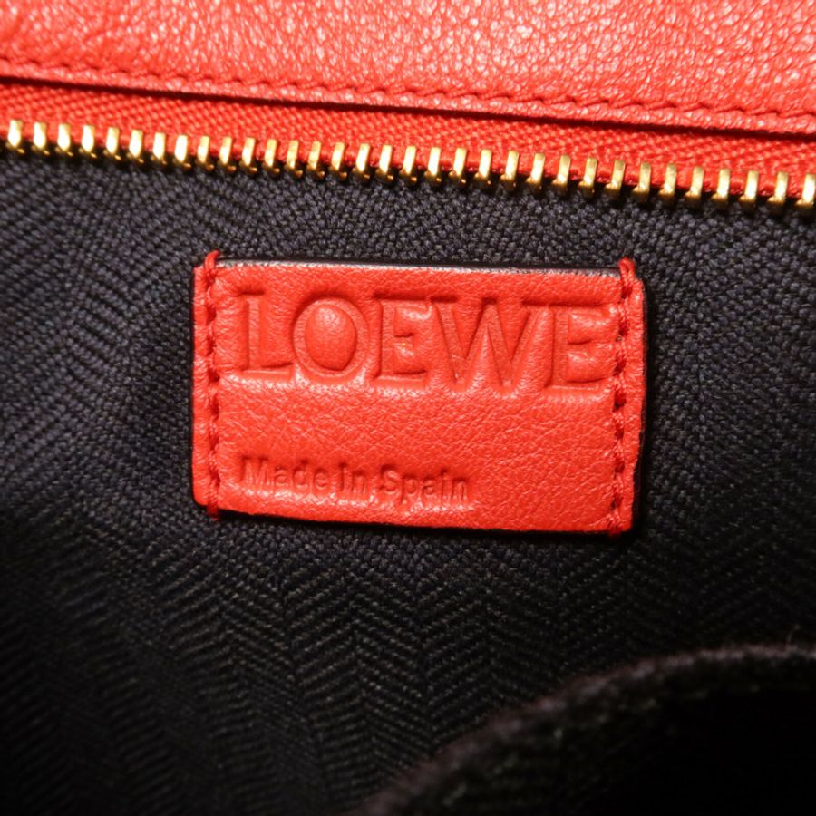 LOEWE 牛皮皮革Puzzle Pochette肩背袋-5