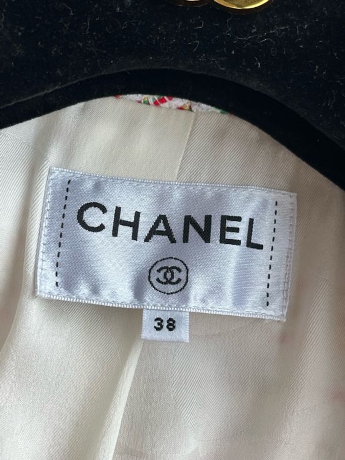 Chanel 19年沙滩系列彩色粗花呢短袖外套fr38~~-2