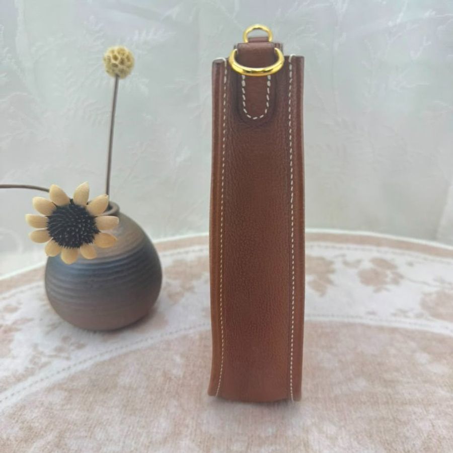 愛馬仕金棕色Evelyne 伊芙琳包-3