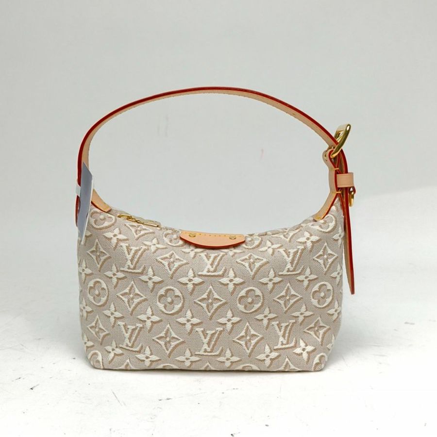 LOUIS VUITTON 米白色 帆布 晶片 HILLS POCHETTE 便當包 浮雕印花-1